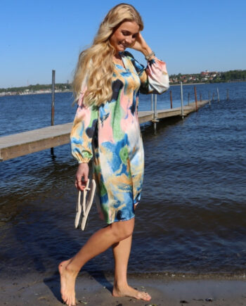 Liberté Dame Kjole 22059 Pam Dress - Blue Gold Marble