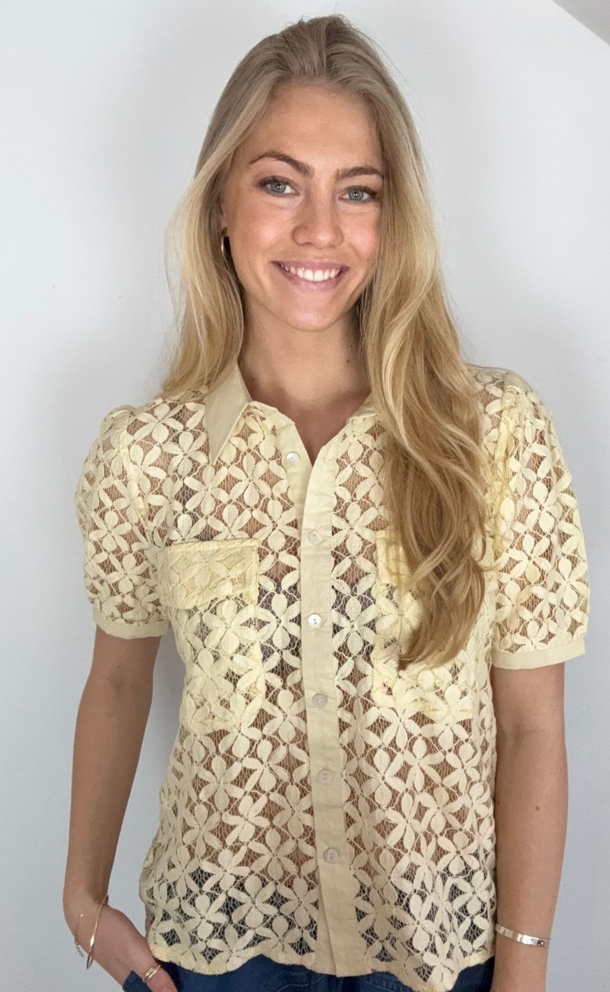 Continue Bluse - Charlotte Lace Ss - Light Yellow