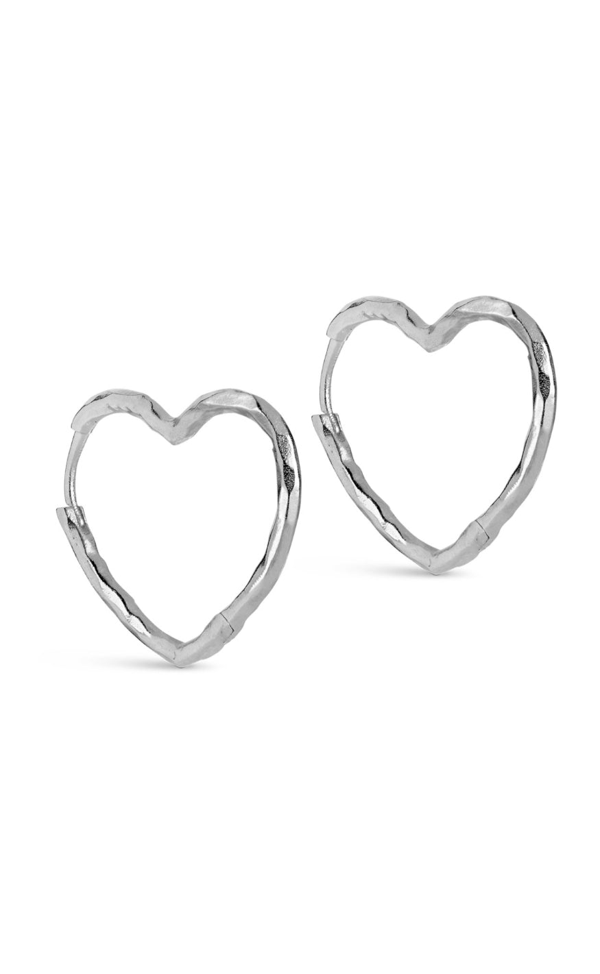 Enamel Copenhagen øreringe Organic Heart Medium Silver Colour