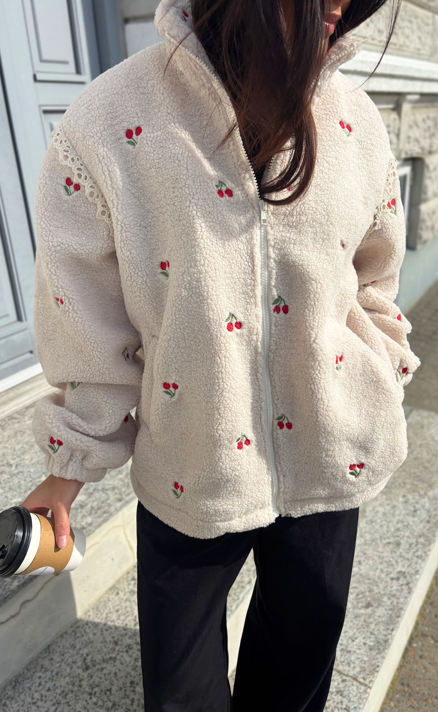 Say Ina Copenhagen Fleece Jakke - Fia - Off White W. Cherries