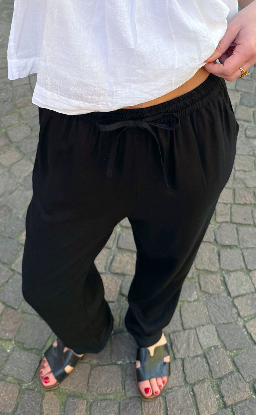 Say Ina Copenhagen Bukser - Laura Linen - Black
